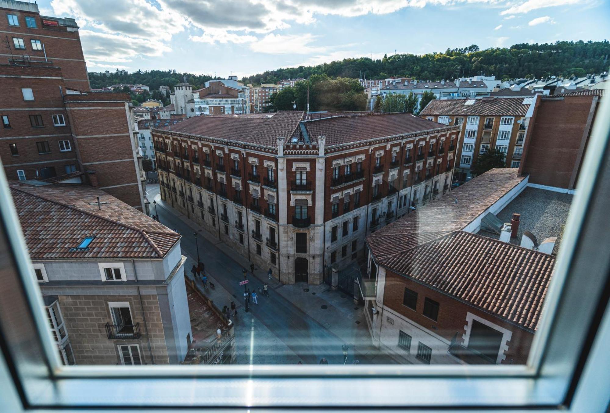 Cid Campeador - Apartamentos Burgos Deluxe Exterior foto